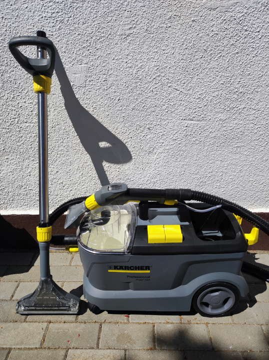 Karcher Puzzi 10 takarítógép