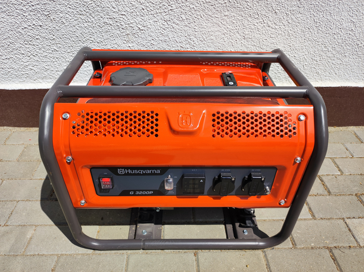 Áramfejlesztő Husqvarna G3200P